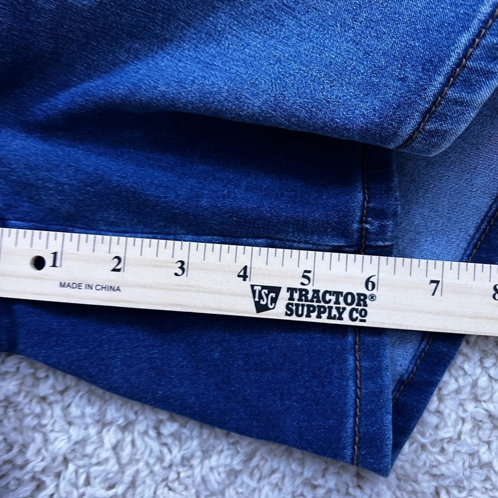 WOMENS NEW DIRECTION PULL ON SHORTS SIZE 10 SHORT EUC - Picture 3 of 10